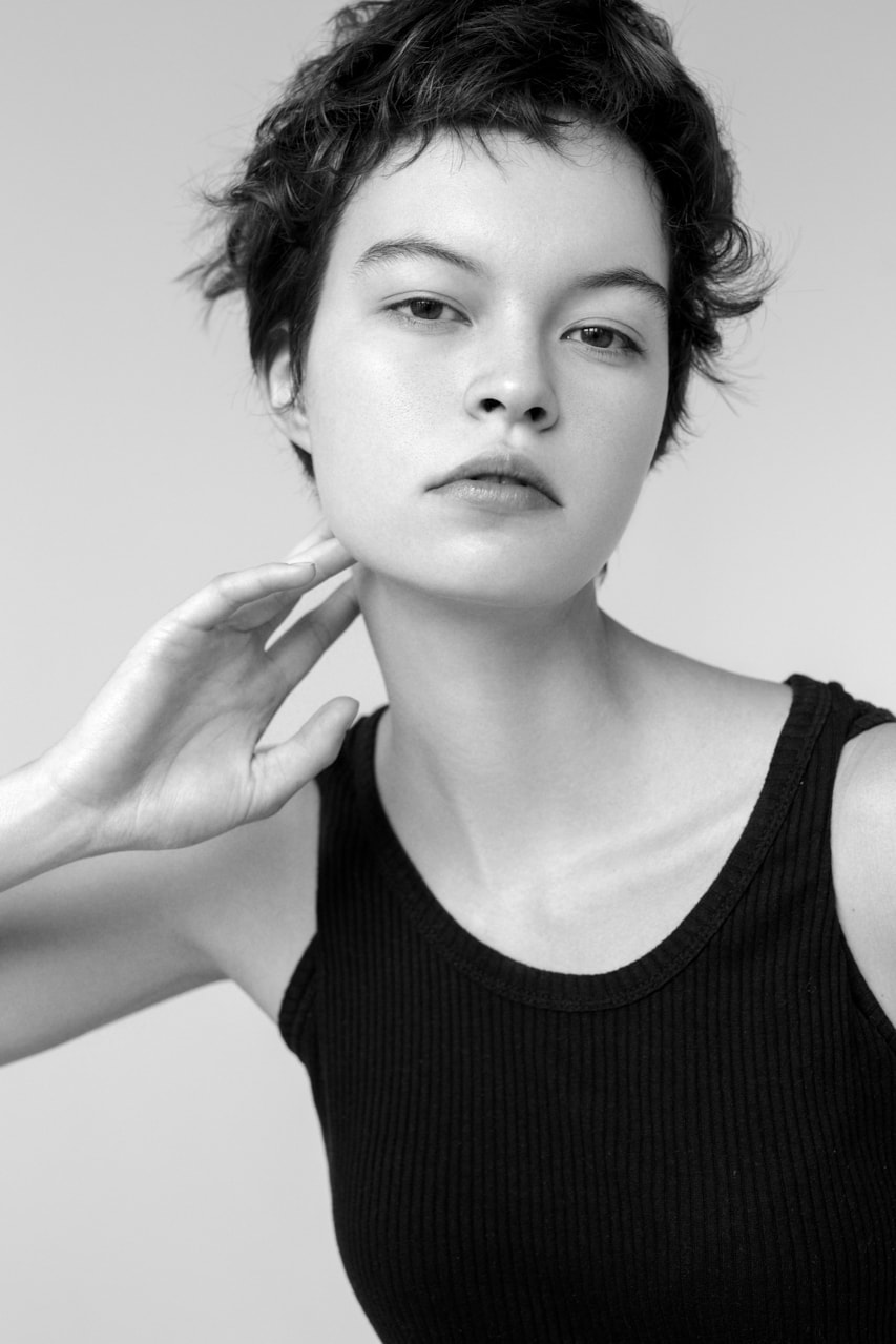 portfolio Model Val Lipatova  | mother agency modera